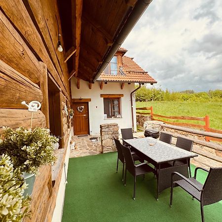 Apartmany Srub Jenisov Horní Planá Стая снимка